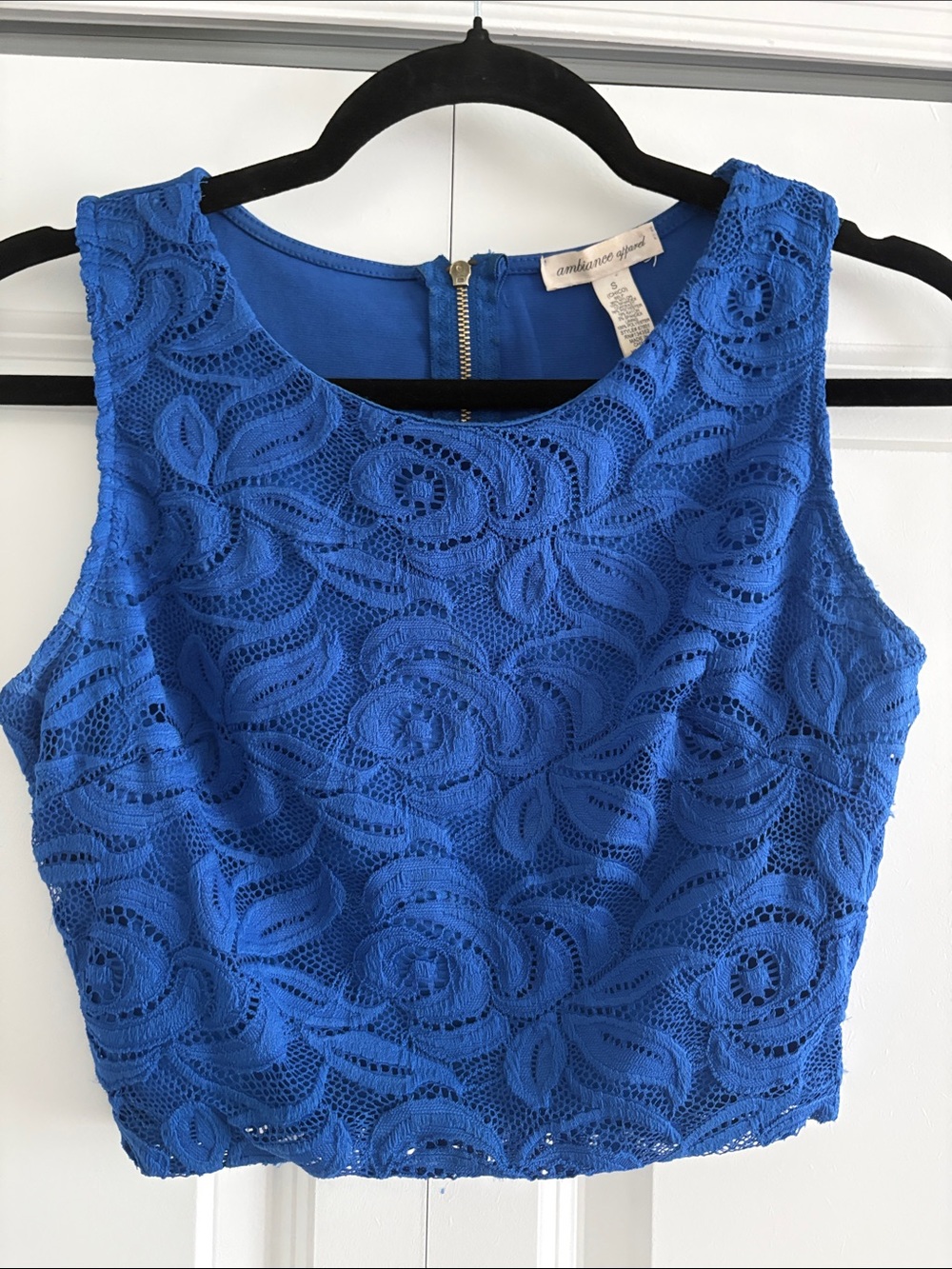 Ambiance Apparel Royal Blue Lace Crop Top Size S